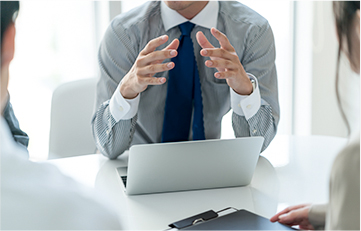 企業における「面接」の問題点と、その対策方法