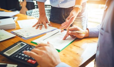 コールセンターの費用はいくらかかる？ 外部委託する際の費用を徹底解説