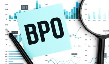 経理業務のBPOとは？ 依頼するメリットや市場規模、サービス会社の選び方を解説