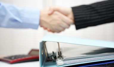 経理アウトソーシングとして頼める業務は？メリットやデメリットも解説