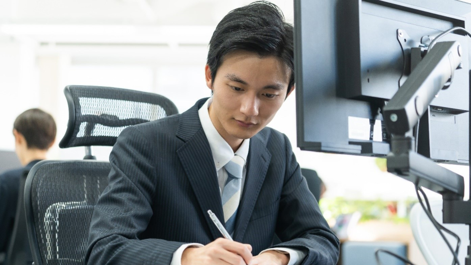 リスキリングとは？ DX時代の人材育成において重要なポイントとおすすめの資格について解説