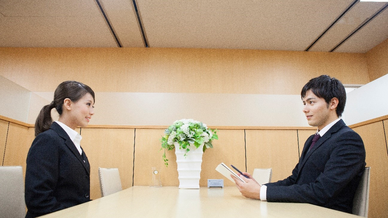 新卒と中途で採用コストはどう違うか