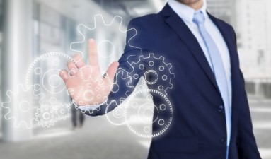 パソコンにおけるキッティングとは？作業手順や注意点・外部委託するポイントも解説！